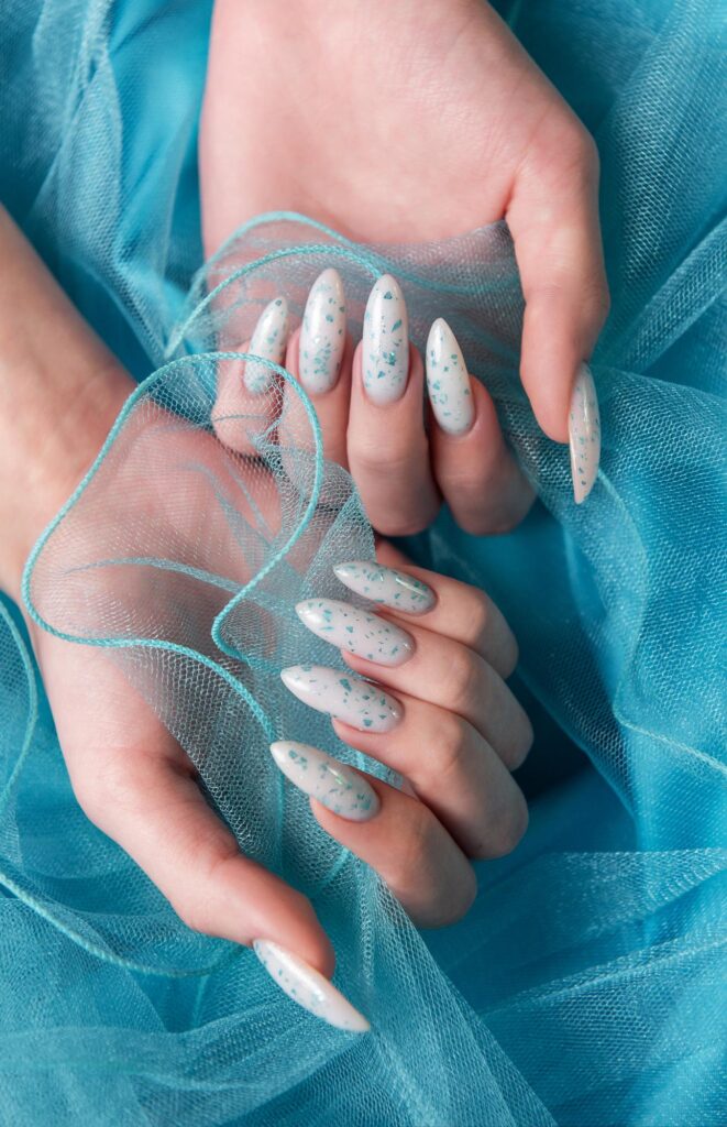 dr14869 nail 1 1 verti cc blue white